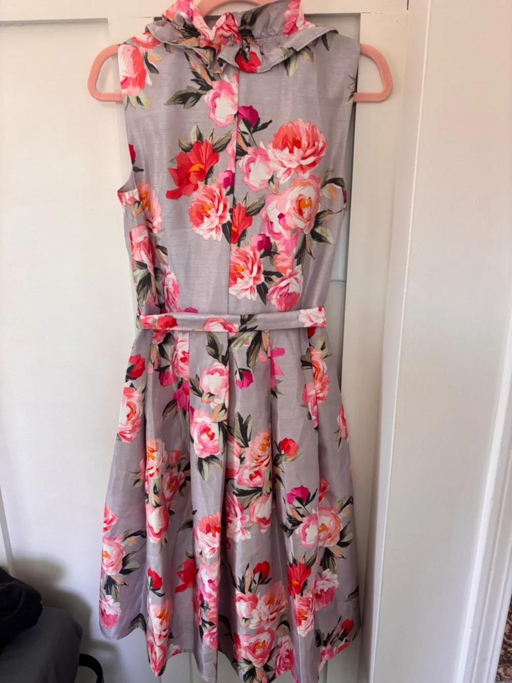 Jessica Howard Gray Floral Ruffle Wrap Midi Dress with Pink Blooms - Picture 5 of 6